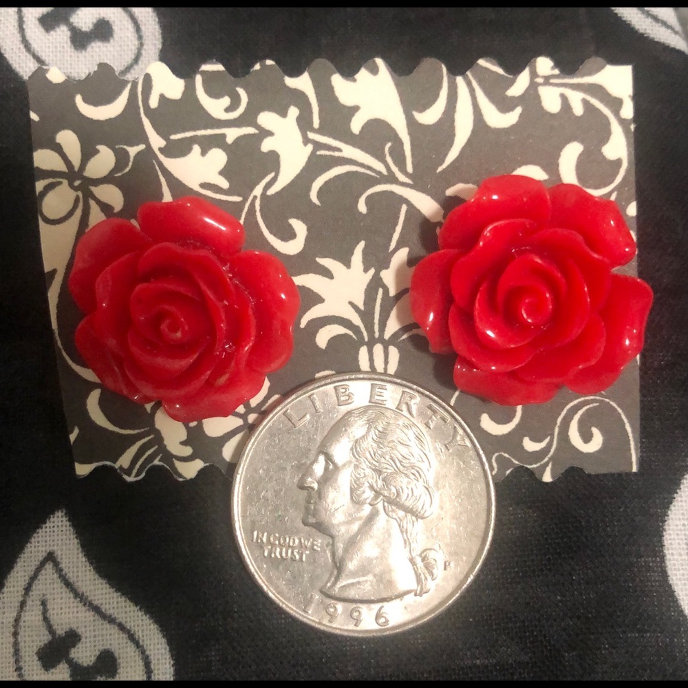 4 Pairs of Beautiful Rose and Lotus Earrings!